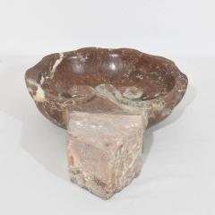 18th Century Italian Baroque Red Marble Holy Water Font or Stoup - 4109073