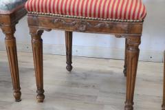 18th Century Italian Louis XVI Solid Walnut Set of Four Antique Chairs - 3376579