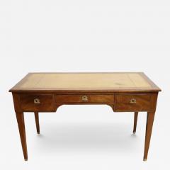 18th Century Italian Louis XVI Walnut Antique Desk - 4143758
