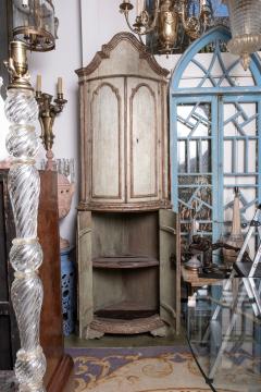 18th Century Italian Painted Corner Cabinet - 4224880