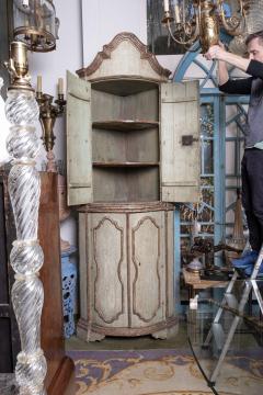 18th Century Italian Painted Corner Cabinet - 4224895