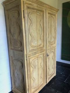18th Century Italian Yellow Cabinet with Folding Doors - 4399267