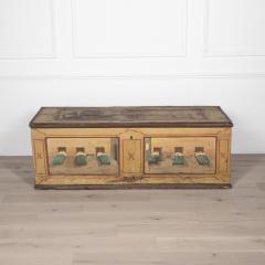 18th Century Large Tuscan Hand Painted Trunk - 3625339