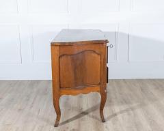 18th Century Louis XV Walnut Commode with Serpentine Front and Bronze Hardware - 4313659