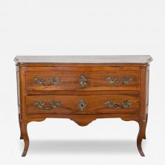 18th Century Louis XV Walnut Commode with Serpentine Front and Bronze Hardware - 4319455