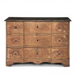 18th Century Painted Serpentine Blocked Front Commode - 3608899