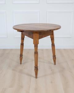 18th Century Pine Cricket Table - 4707162
