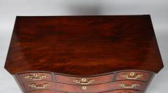 18th Century Serpentine Chest - 1315345