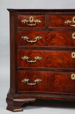 18th Century Serpentine Chest - 1315348