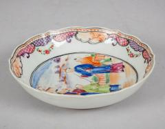 18th Century Small Chinese Famille Rose Dish - 4313490