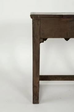 18th Century Small English Dresser Base - 3533584