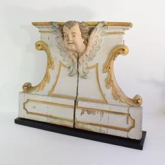 18th Century Spanish Baroque Carved Giltwood Altar Ornament with Angel Head - 4119362