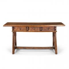 18th Century Spanish Walnut Writing Table - 4400889