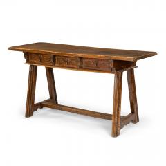 18th Century Spanish Walnut Writing Table - 4400895