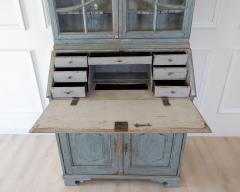 18th Century Swedish Cabinet with Original Glass - 4791462