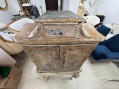 18th Century Venetian Baroque Silver Giltwood Cabinet - 4618172
