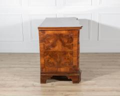 18th Century Walnut Chest Of Drawers From Verona - 4397033