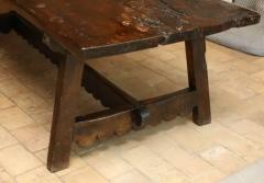 18th Century Walnut Dining Table - 3525294