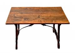 18th Century Walnut Spanish Fratina Table - 3780301