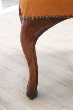 18th Century Walnut and Leather Pair of Antique Stools - 2763018
