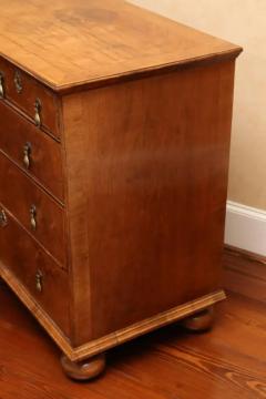 18th Century William and Mary Walnut Chest - 3531765