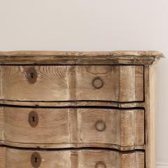 18th c Danish Arbalette Shaped Commode in Original Patina - 3122254