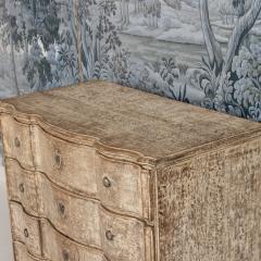 18th c Danish Baroque Arbal te Shaped Commode in Original Patina - 4690574
