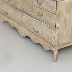 18th c Dutch Linen Press with Bombay Base in Original Patina - 3405394