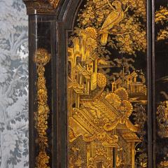 18th c English Black Lacquer and Parcel Gilt Japanned Corner Cabinet on Stand - 3988344