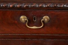 18th c English Gadrooned Reading Desk - 4071869