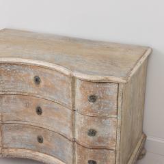 18th c German Baroque Commode in Original Patina with Arbalette Shaped Front - 3405467
