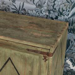 18th c Italian Buffet with Iron Details in Original Green Paint - 4496913