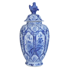18th century Dutch Delft lidded Lion Vase with floral decoration - 4594502