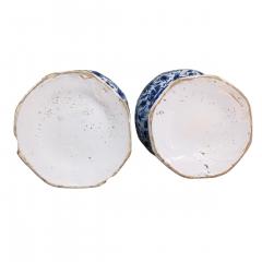 18th century Dutch Delft vases with cupids and flowers - 4565674