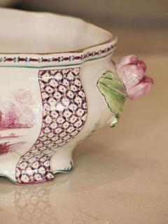 18th century Porcelain Tureen with Clamecy Markings - 782524