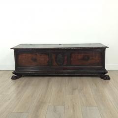 18th or 17th Century Italian Walnut Dowry Chest or Cassone - 4150297