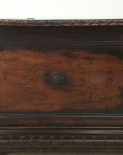 18th or 17th Century Italian Walnut Dowry Chest or Cassone - 4150304