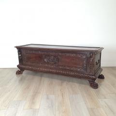 18th or 17th Century Italian Walnut Dowry Chest or Cassone - 4153801