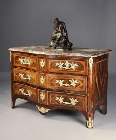 18thc French R gence rosewood serpentine commode with marble top - 4805713