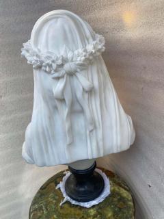 1900 1920 Neapolitan Carrara Marble Bust of Bride with Veil - 2863361