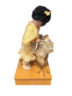 1900s FRENCH BISQUE MOTHER DOLL ROCKING BABY IN BASSINET MUSICAL AUTOMATON - 4626656