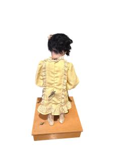 1900s FRENCH BISQUE MOTHER DOLL ROCKING BABY IN BASSINET MUSICAL AUTOMATON - 4626657