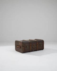 1900s French Wooden Trunk - 3749748