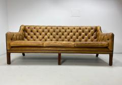 1930s Tufted English Leather Sofa - 2302140