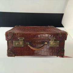 1940s Alligator Skin Suitcase - 3997984