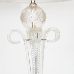 1940s Hollywood Regency Translucent Cut Crystal Table Lamp with Acanthus Details - 1483830