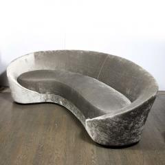 1940s Style Modernist Sweeping Curved Sofa in Platinum Velvet - 2909435