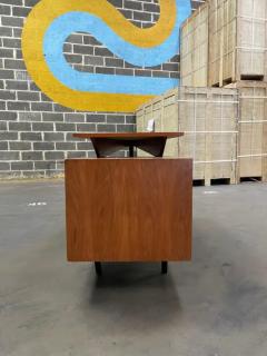 1950s Brazilian Modern Three Legged Desk in Hardwood by Moveis Fratte - 3193921