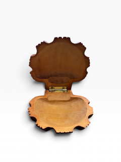 1950s Carved wood shell box - 4798792
