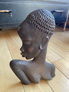 1950s Cast bronze sculpture showing a nice African woman - 4121175